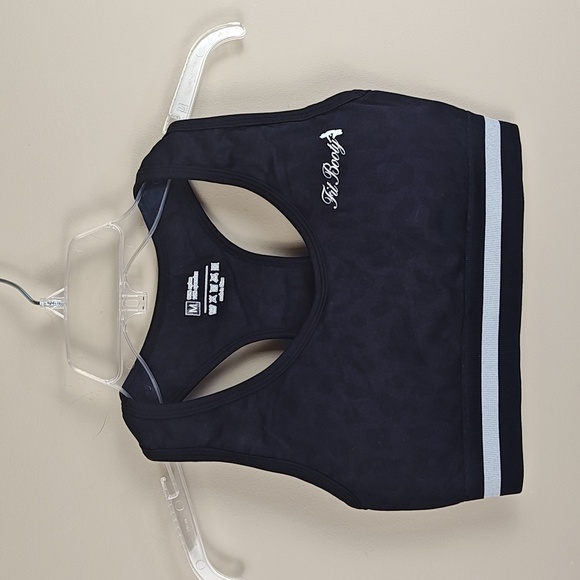 Fit Booty Sports Bra and Leggings Set - Picture 6 of 9